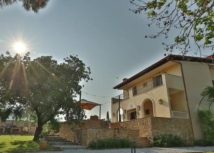Vila οlives And Vines Seasons *