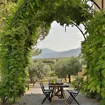Vila οlives And Vines Seasons *