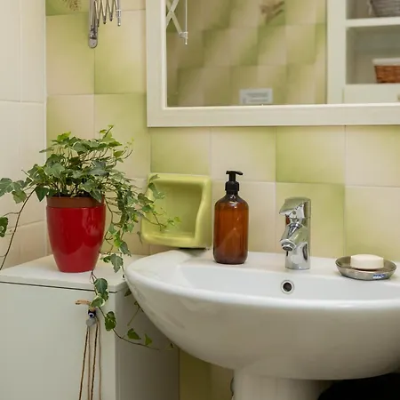 οlives And Vines Retreat Вилла